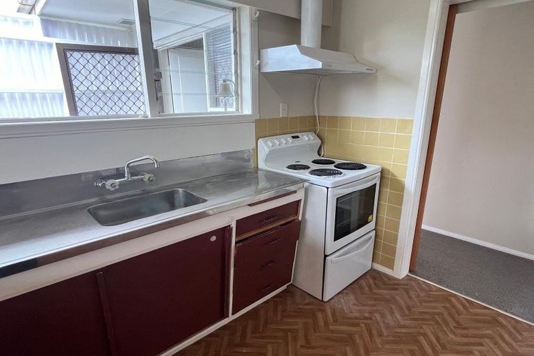 Photo of property in 107 Bradbury Road, Botany Downs, Auckland, 2010