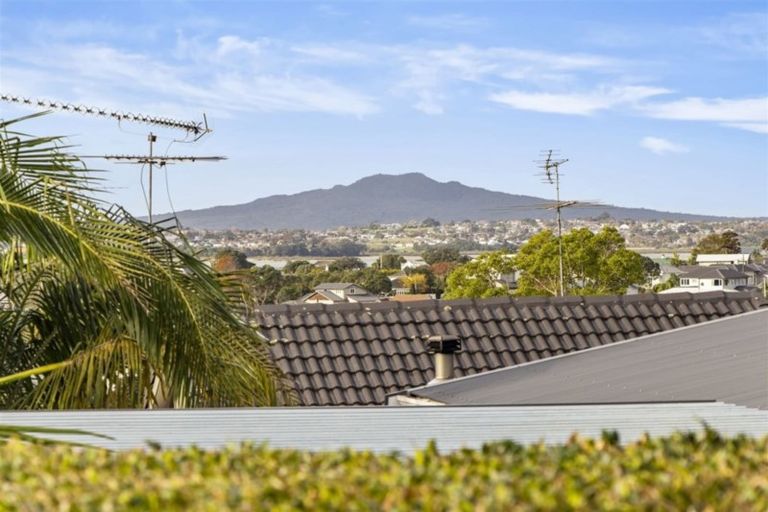 Photo of property in 42 Maritime Terrace, Birkenhead, Auckland, 0626