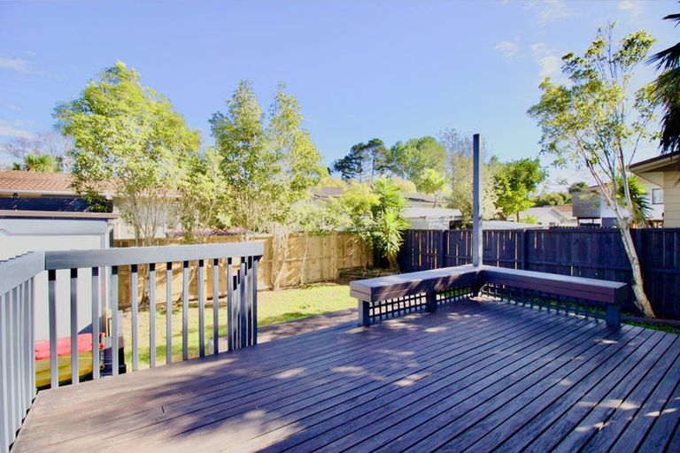 Photo of property in 64 Borich Road, Sunnyvale, Auckland, 0612