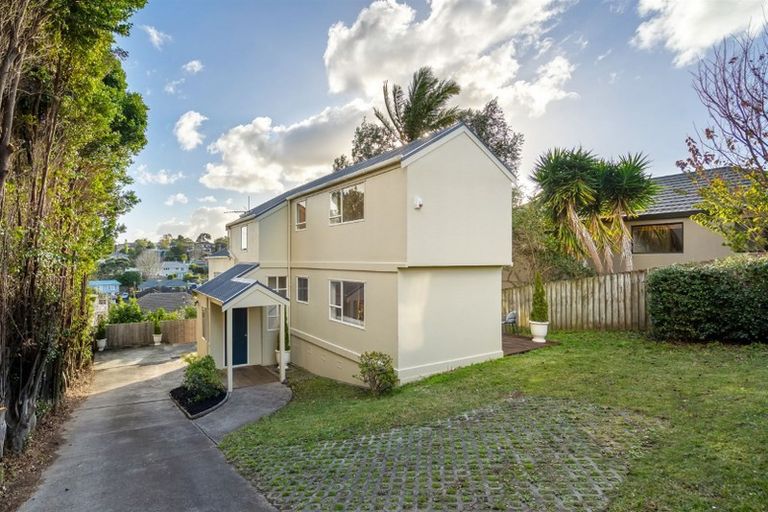 Photo of property in 2/160 Forrest Hill Road, Forrest Hill, Auckland, 0620