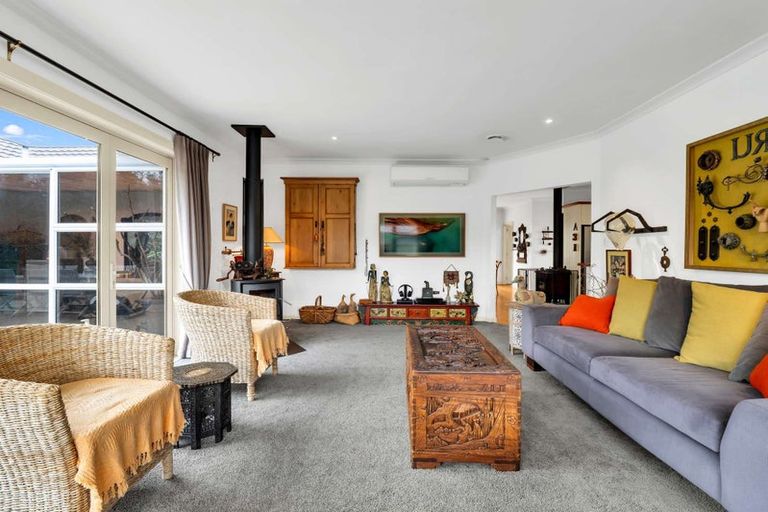 Photo of property in 16 Tregarth Street, Saint Johns Hill, Whanganui, 4501