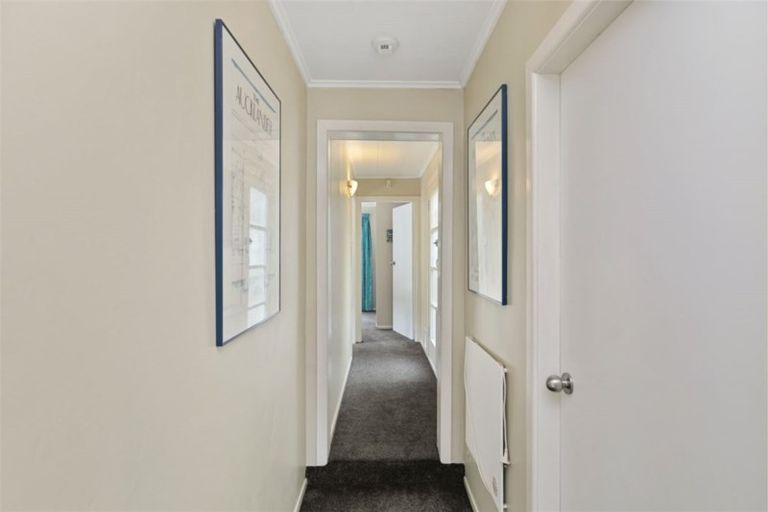 Photo of property in 1 Rangoon Street, Khandallah, Wellington, 6035