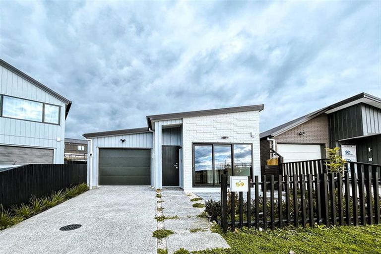 Photo of property in 71 Puwha Street, Massey, Auckland, 0614