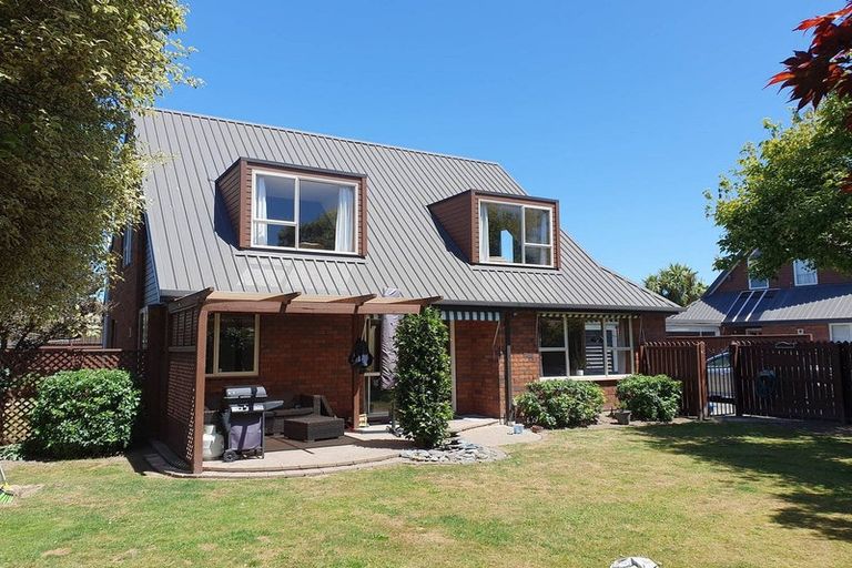 Photo of property in 2/38 Marlene Street, Casebrook, Christchurch, 8051