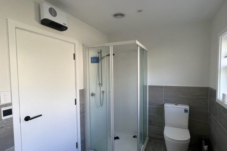 Photo of property in 25 Breton Grove, Kingston, Wellington, 6021