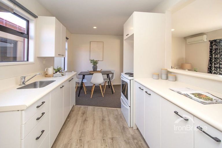 Photo of property in 42 Stanmore Road, Phillipstown, Christchurch, 8011