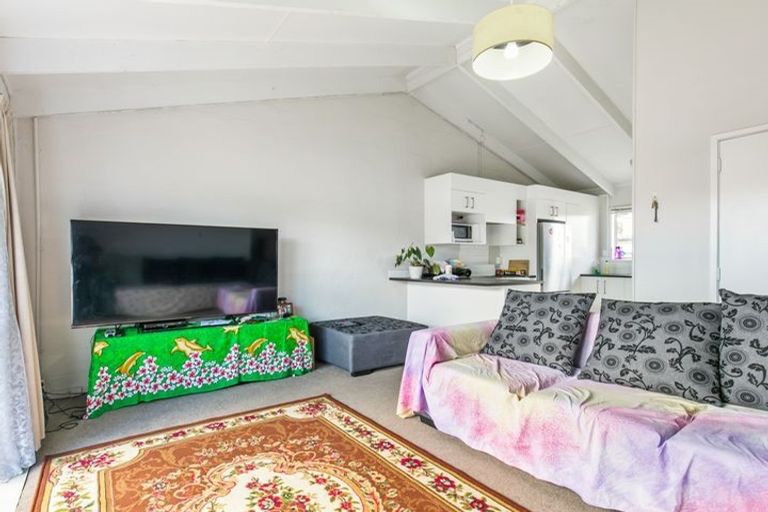 Photo of property in 69b Favona Road, Favona, Auckland, 2024