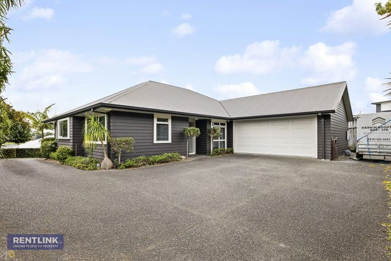 Photo of property in 25 Glenpark Crescent, Bethlehem, Tauranga, 3110