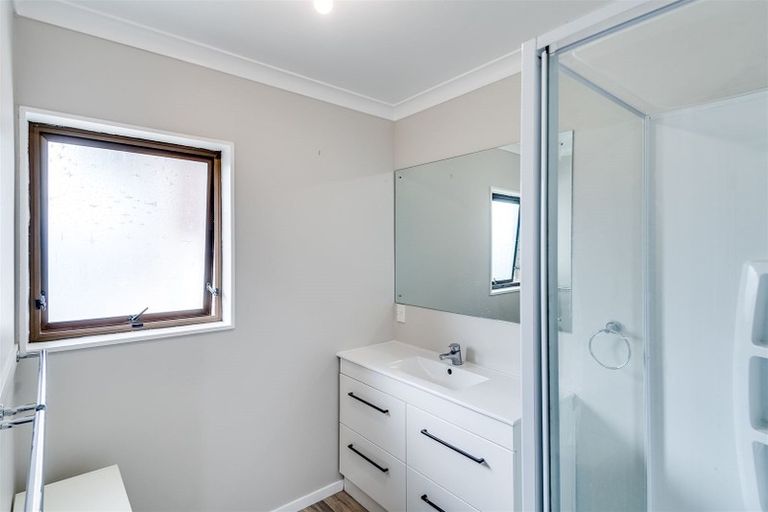 Photo of property in 3/3 Murphy Road, Taradale, Napier, 4112