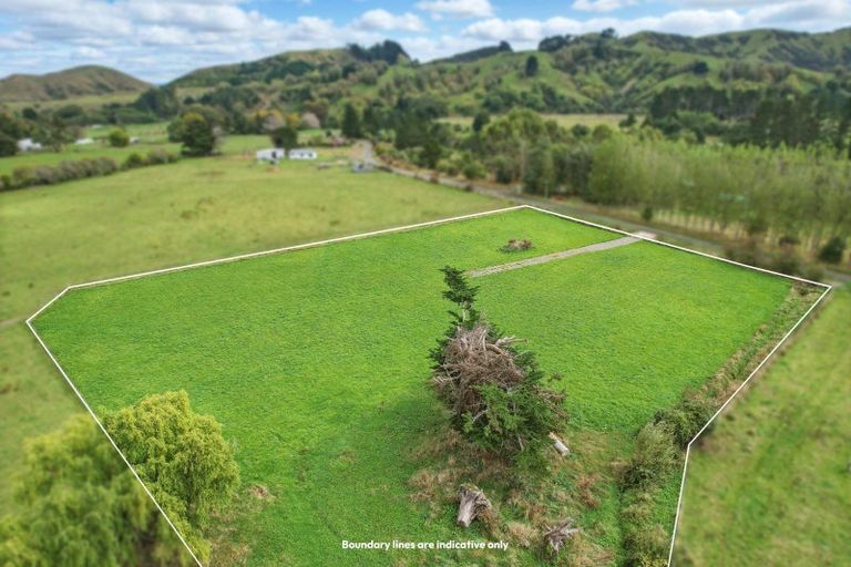 Photo of property in 204 Waituna Road, Pahiatua, 4982