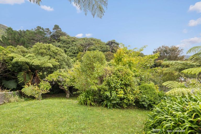 Photo of property in 60 Allington Road, Karori, Wellington, 6012