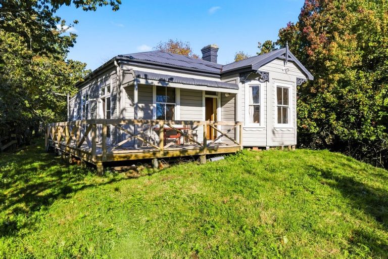 Photo of property in 5 Hapa Road, Kakahi, 3989