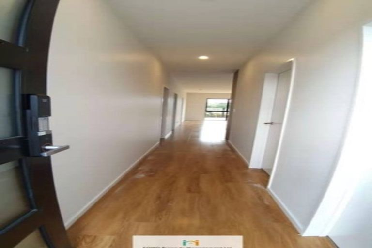 Photo of property in 13 Sapwood Crescent, Takanini, 2110