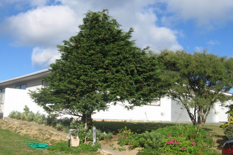 Photo of property in 22 Virginia Grove, Brooklyn, Wellington, 6021