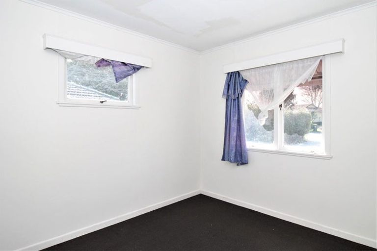 Photo of property in 12 Gibbs Road, Manurewa, Auckland, 2102