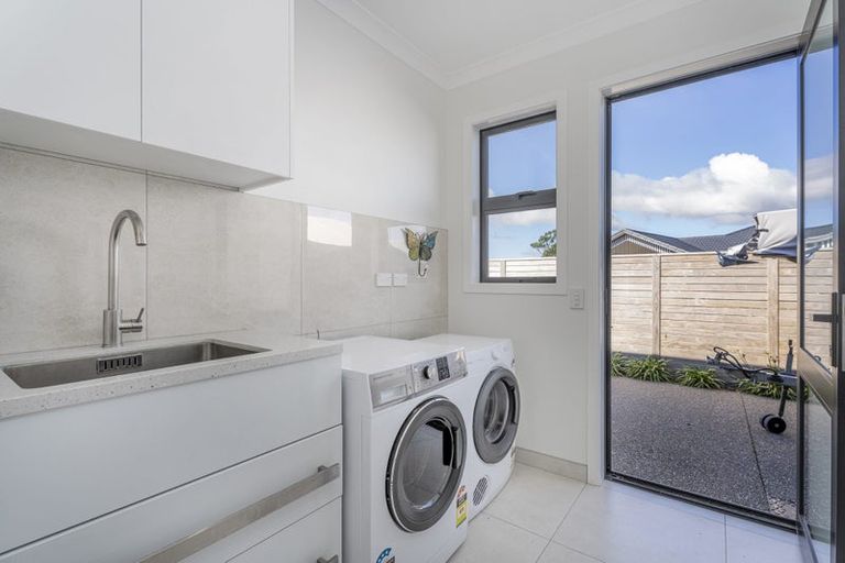 Photo of property in 259 Kupe Drive, Whitianga, 3510