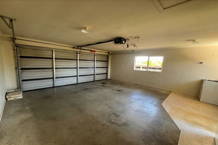 Photo of property in 40 Milson Drive, Papakura, 2110