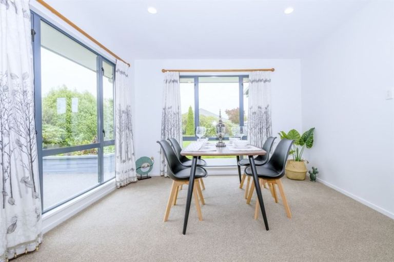 Photo of property in 6 Lady Nugent Lane, Halswell, Christchurch, 8025