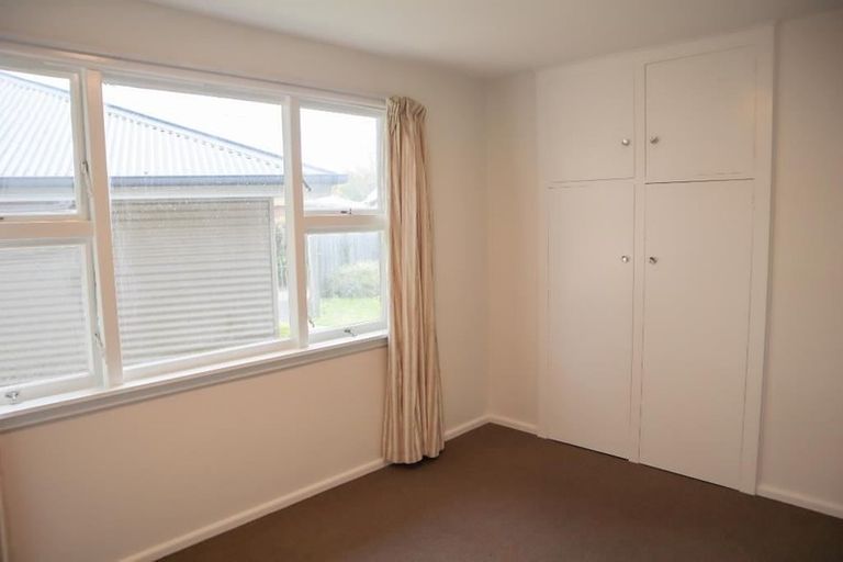 Photo of property in 66 Staveley Street, Avonhead, Christchurch, 8042