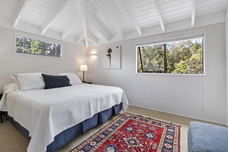 Photo of property in 33 Homewood Place, Chatswood, Auckland, 0626
