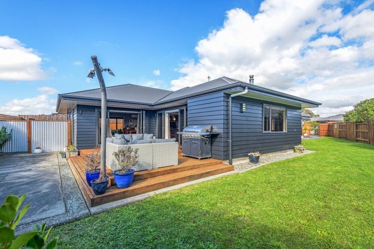 Photo of property in 9 Walnut Grove, Kelvin Grove, Palmerston North, 4414