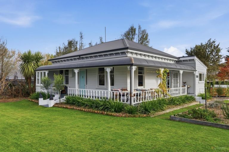 Photo of property in 260 Talbot Street, Geraldine, 7930