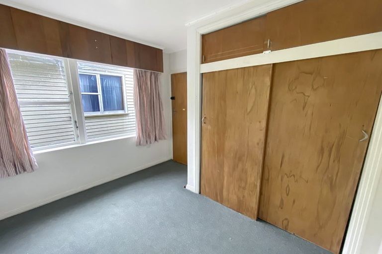 Photo of property in 131 Happy Valley Road, Owhiro Bay, Wellington, 6023