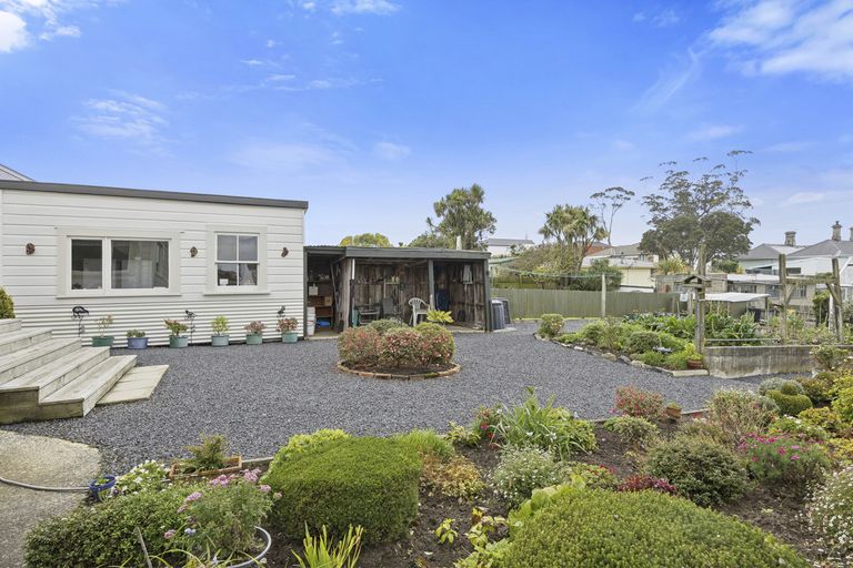 Photo of property in 27 Harrington Street, Port Chalmers, 9023