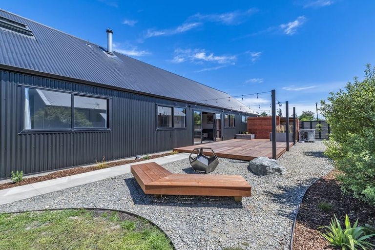 Photo of property in 16 Glen Oak Drive, Kirwee, Darfield, 7571