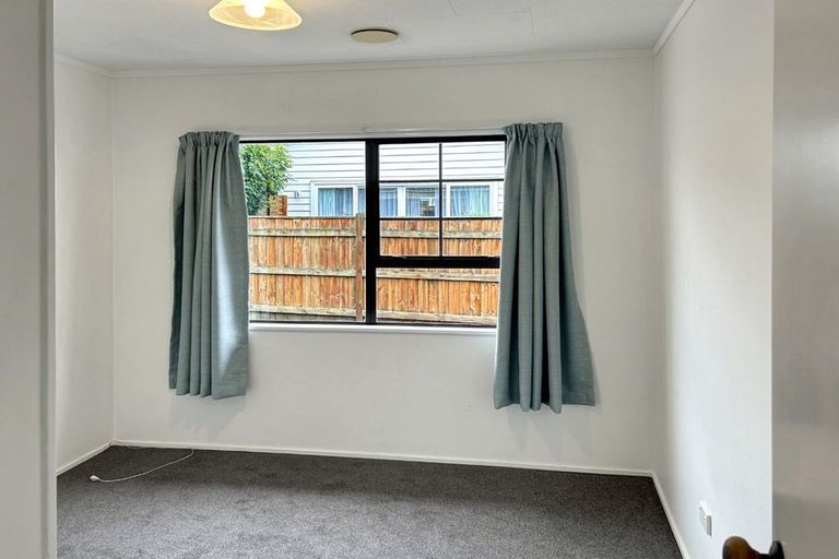 Photo of property in 187 Main Street, Greytown, 5712