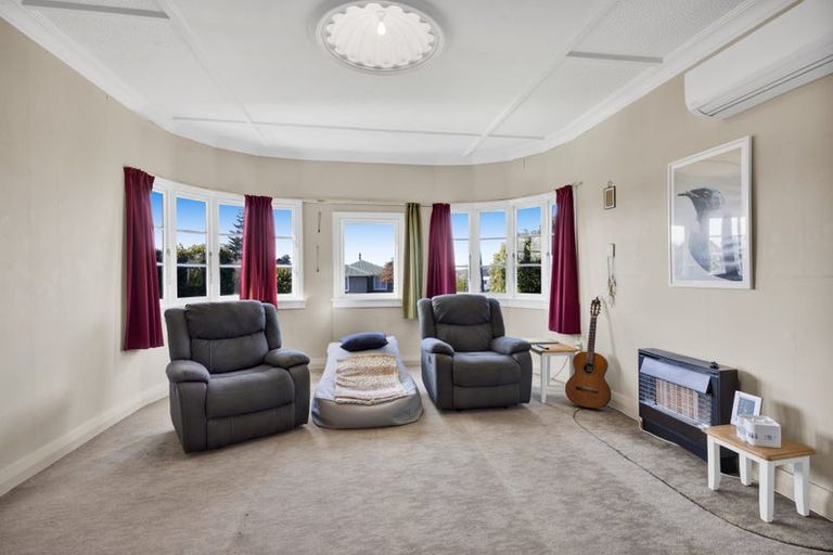 Photo of property in 32 Leicester Street, Patea, 4520