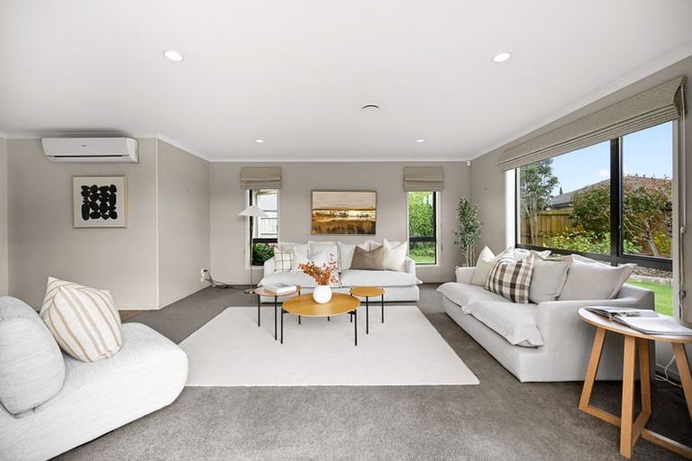 Photo of property in 15 Winslow Court, Huntington, Hamilton, 3210