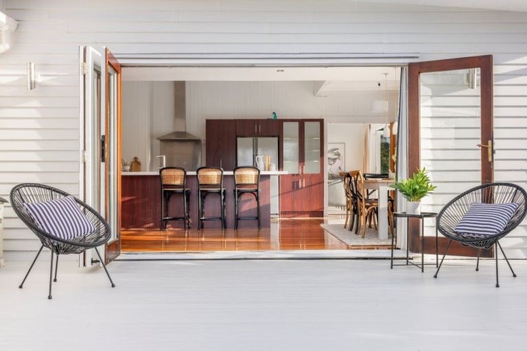 Photo of property in 3709l Kaitemako Road, Welcome Bay, Tauranga, 3175