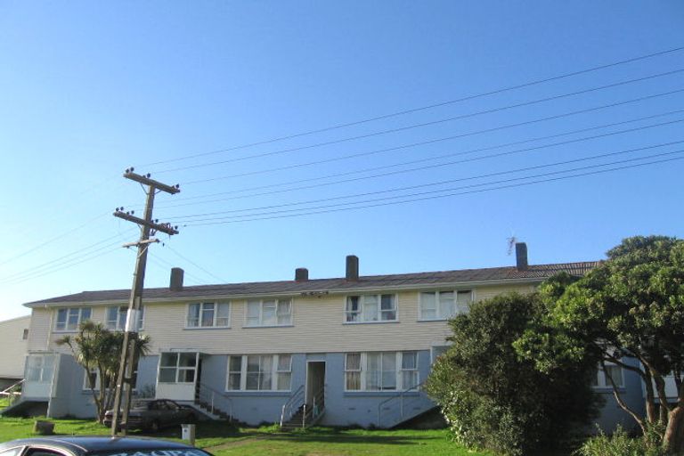 Photo of property in 26-32 Castor Crescent, Cannons Creek, Porirua, 5024