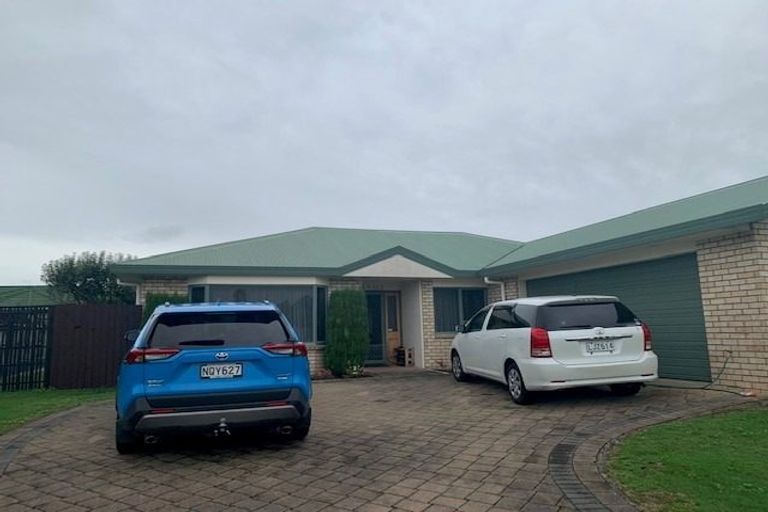 Photo of property in 3 Magellan Rise, Flagstaff, Hamilton, 3210