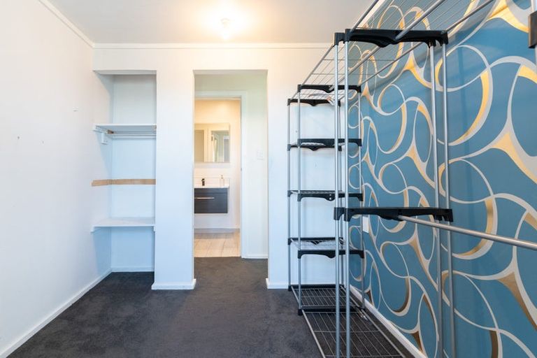 Photo of property in 14 Rice Crescent, Newlands, Wellington, 6037