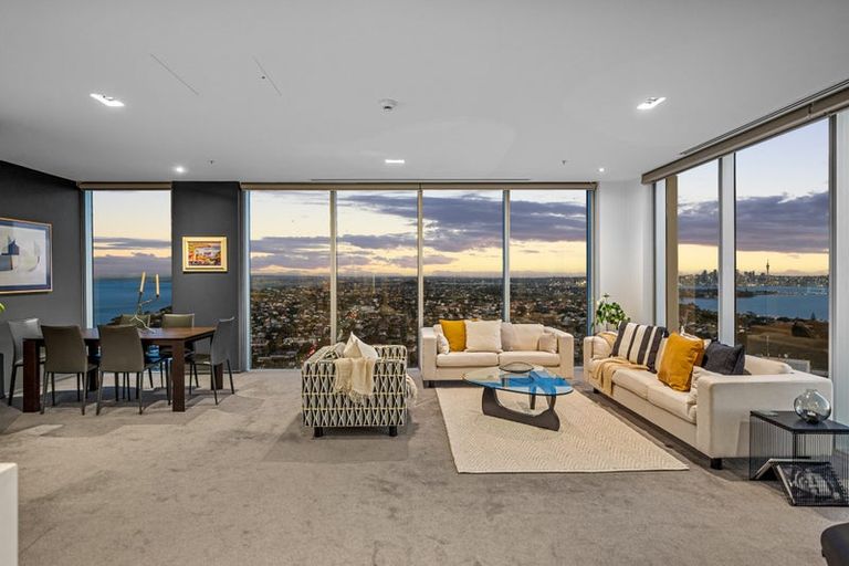 Photo of property in Sentinel Apartments, 2703/3 Northcroft Street, Takapuna, Auckland, 0622