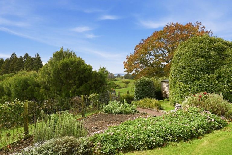 Photo of property in 106 Oturoa Road, Hamurana, Rotorua, 3072
