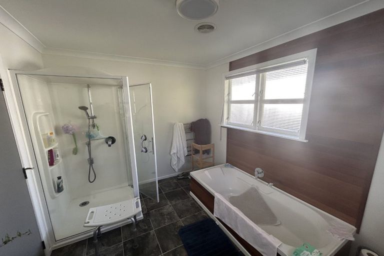 Photo of property in 12 Parsons Avenue, Levin, 5510