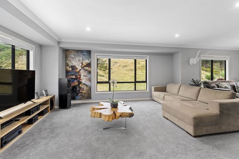 Photo of property in 499 South Makara Road, Makara, Karori, 6972