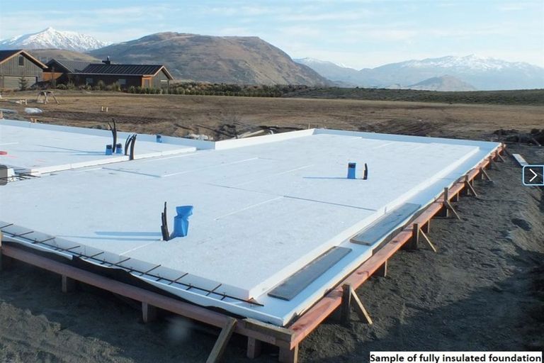 Photo of property in 152 Amesbury Drive, Churton Park, Wellington, 6037