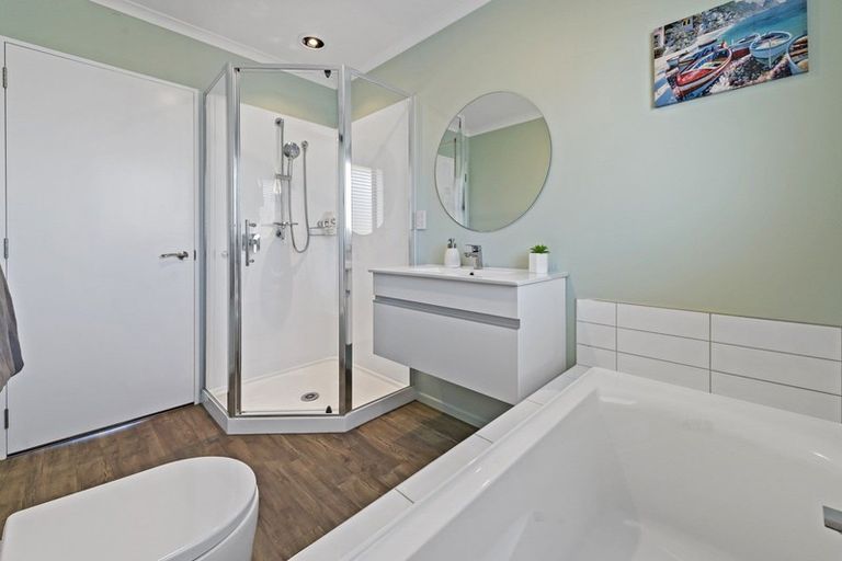 Photo of property in 1 Caracara Place, Rolleston, 7615