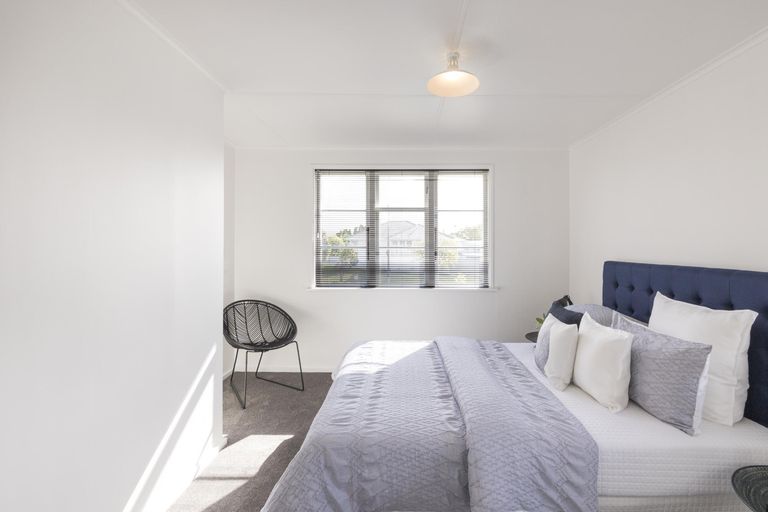 Photo of property in 2 Avon Terrace, Roslyn, Palmerston North, 4414