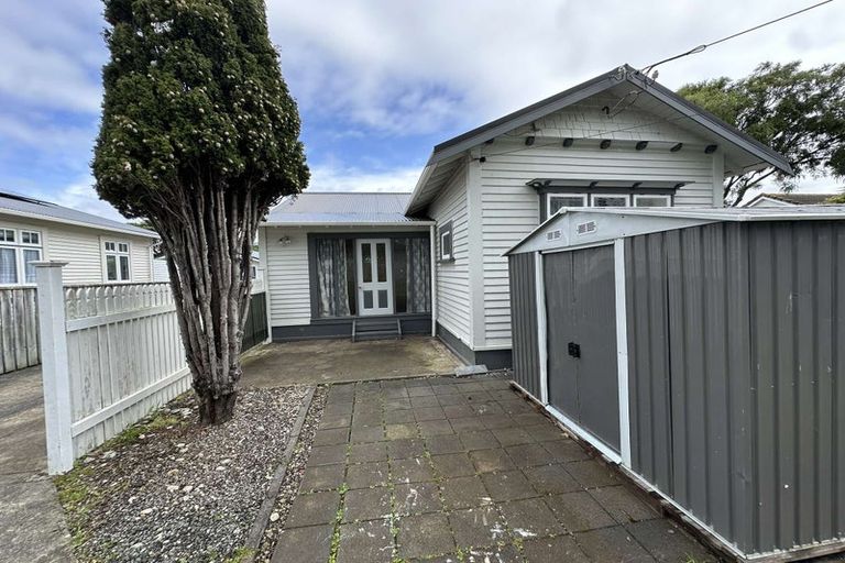 Photo of property in 99 Darlington Road, Miramar, Wellington, 6022