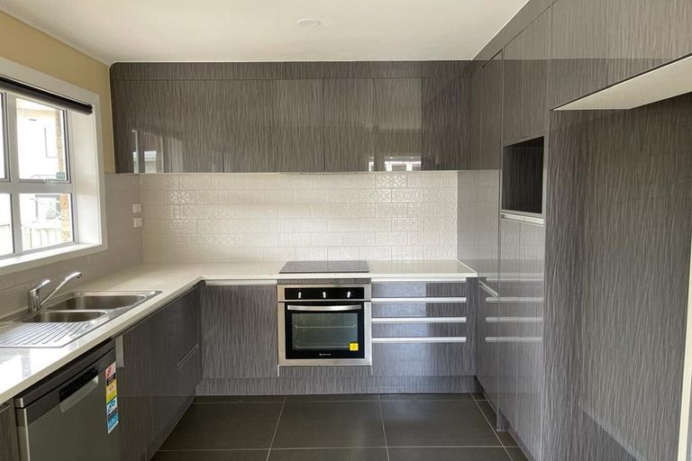 Photo of property in 22 Scott Road, Papakura, 2110