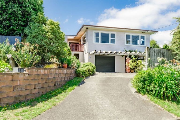 Photo of property in 27 Sweetman Avenue, Paraparaumu Beach, Paraparaumu, 5032