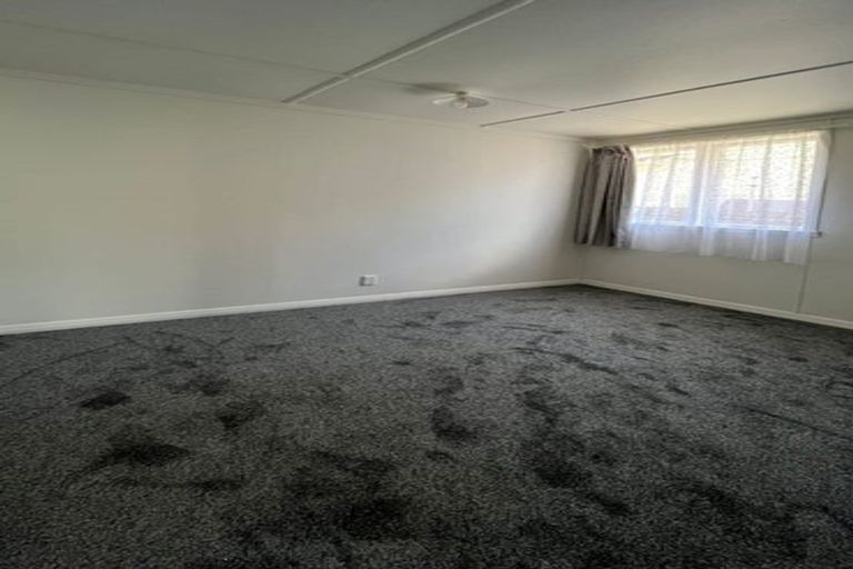 Photo of property in 41 Churchill Avenue, Manurewa, Auckland, 2102