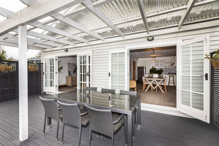 Photo of property in 7 Malcolm Avenue, Cashmere, Christchurch, 8022