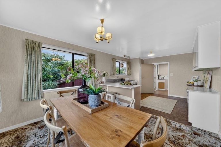 Photo of property in 70 Toorak Avenue, Avonhead, Christchurch, 8042