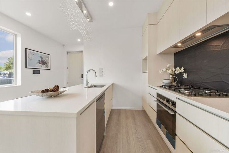Photo of property in 25c Scarlet Drive, Ranui, Auckland, 0612
